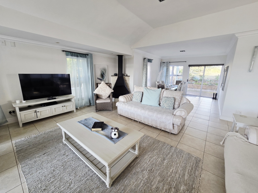 3 Bedroom Property for Sale in Oubaai Western Cape